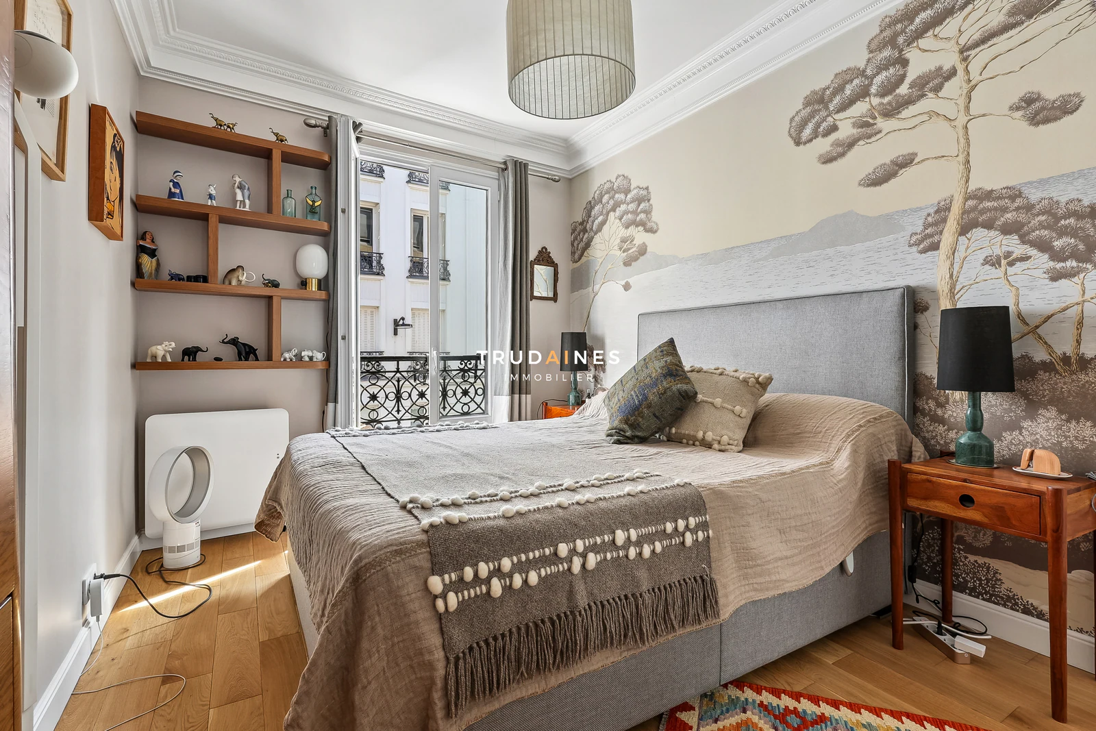 Appartement 2 pièces 43 m² rénové, rue Vaneau