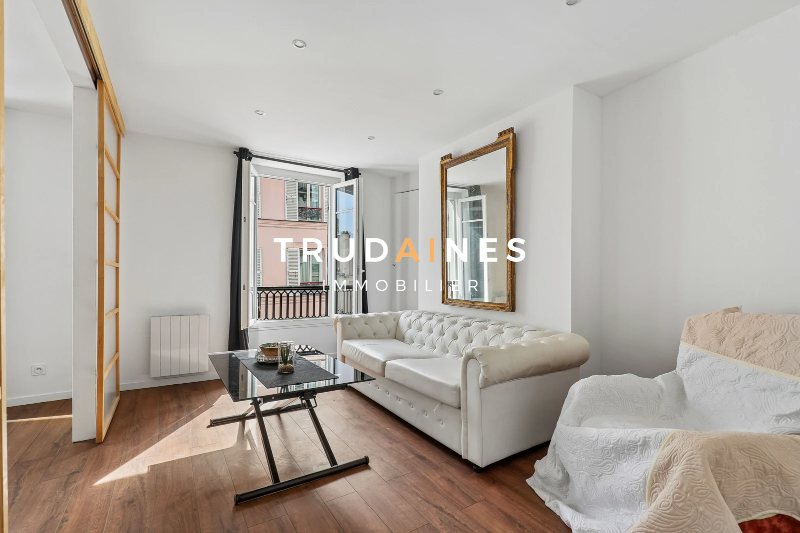 Appartement 3 pièces 63 m² rénové, Abbesses