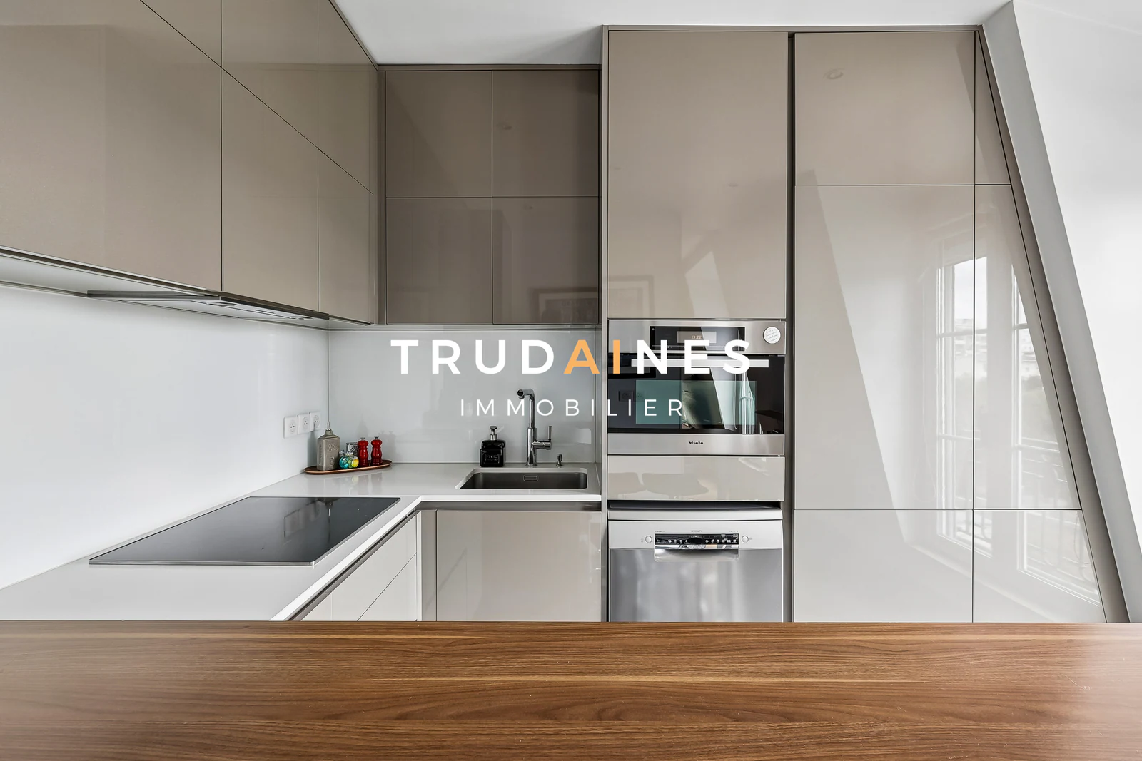 Appartement 4 pièces 83 m² vue Seine, Exelmans