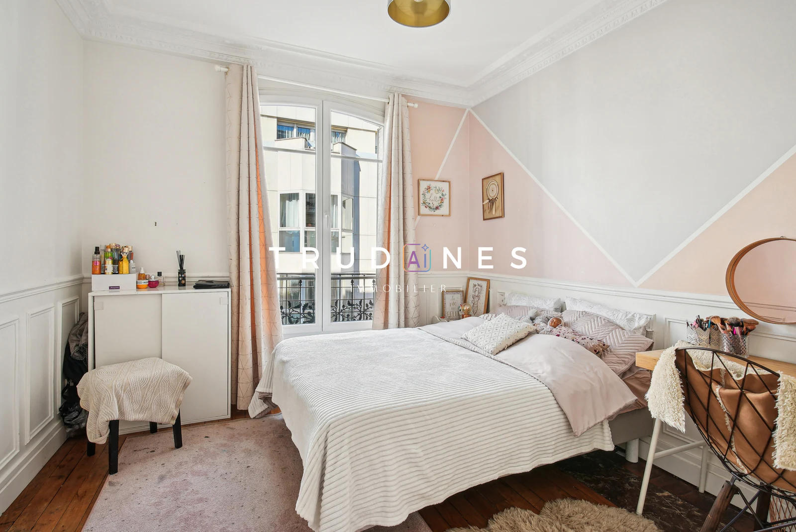 Duplex 6 pièces 136 m², 5 chambres, Bécon les Bruyères